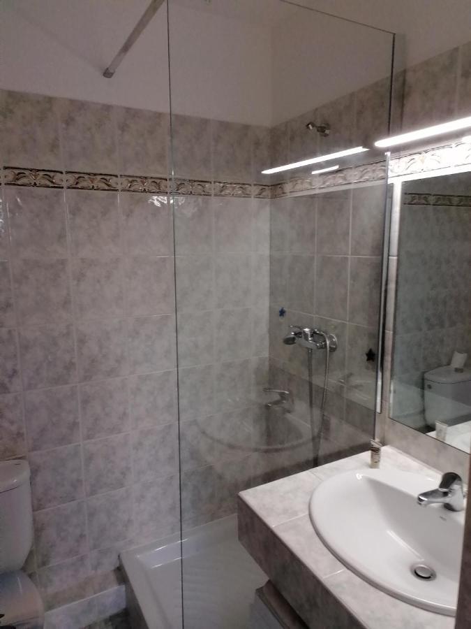 Studio neuf 25 m2, terrasse 35 m2 proche port Nice, Centre ville Esterno foto