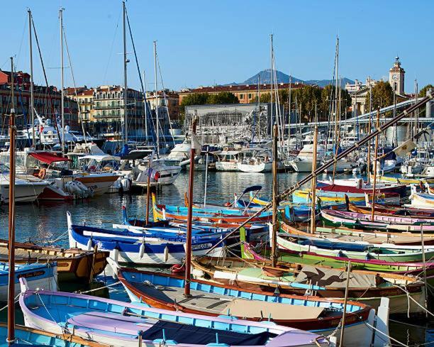 Studio neuf 25 m2, terrasse 35 m2 proche port Nice, Centre ville Esterno foto
